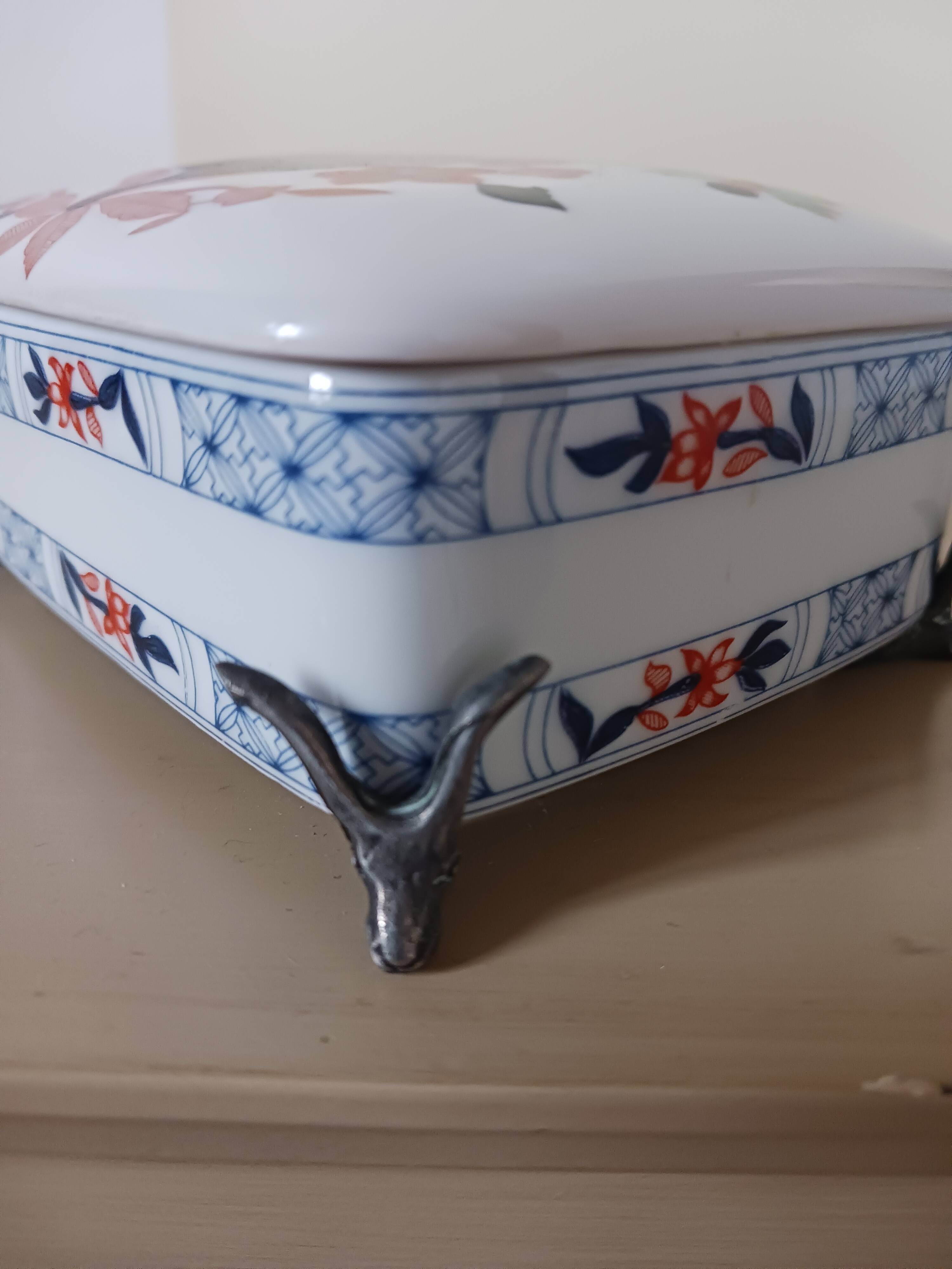 Ulysse Paris porcelain box