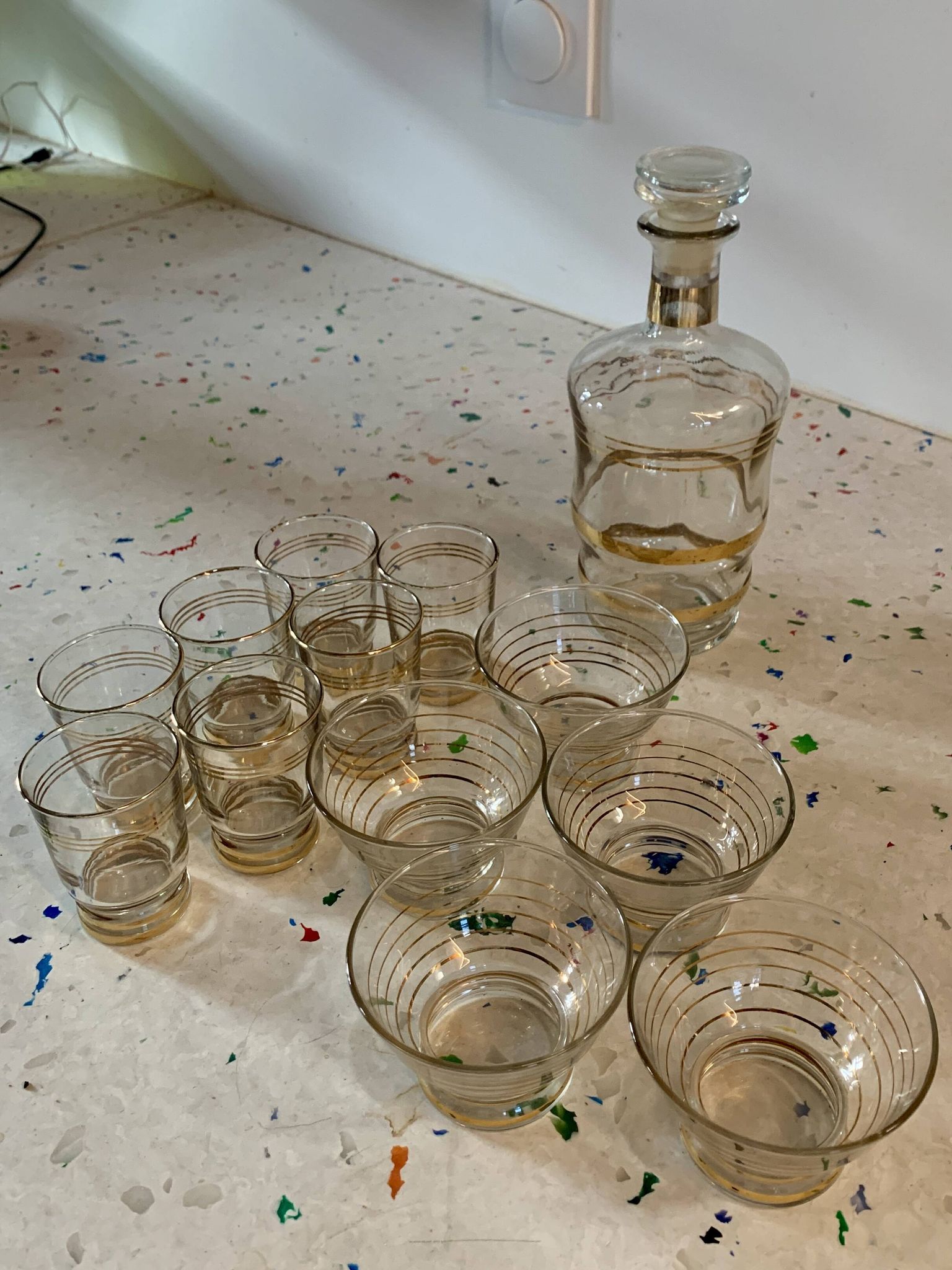 Vintage glass set from the 1950s.