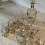 Vintage glass set from the 1950s.
