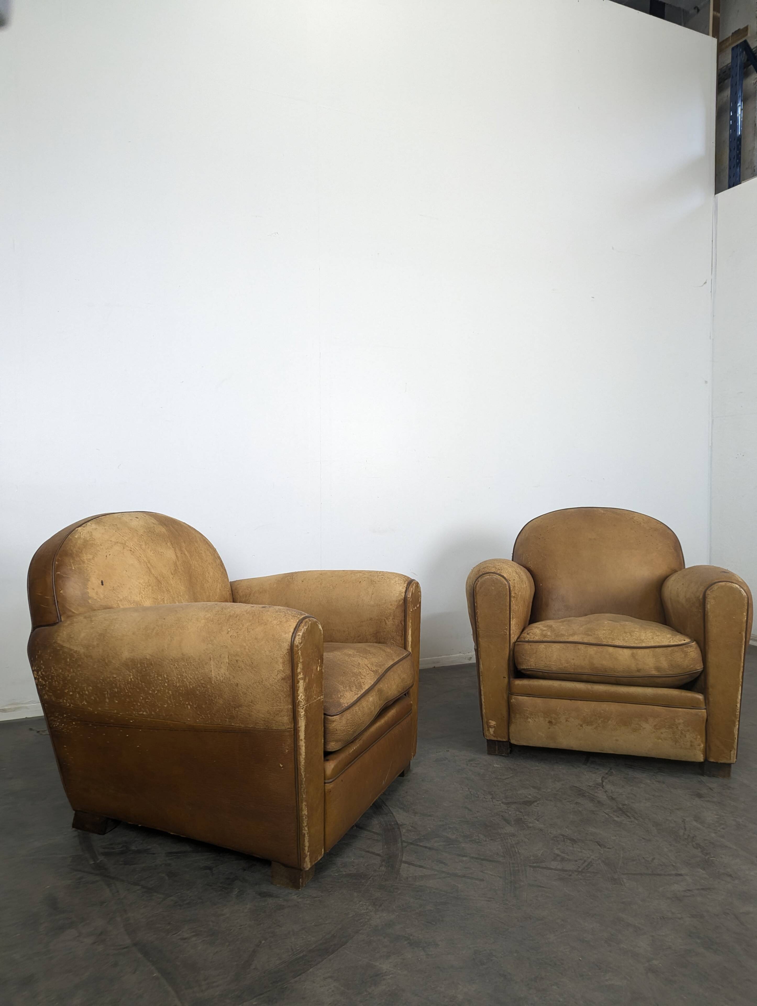 Paire de fauteuils club, années 30