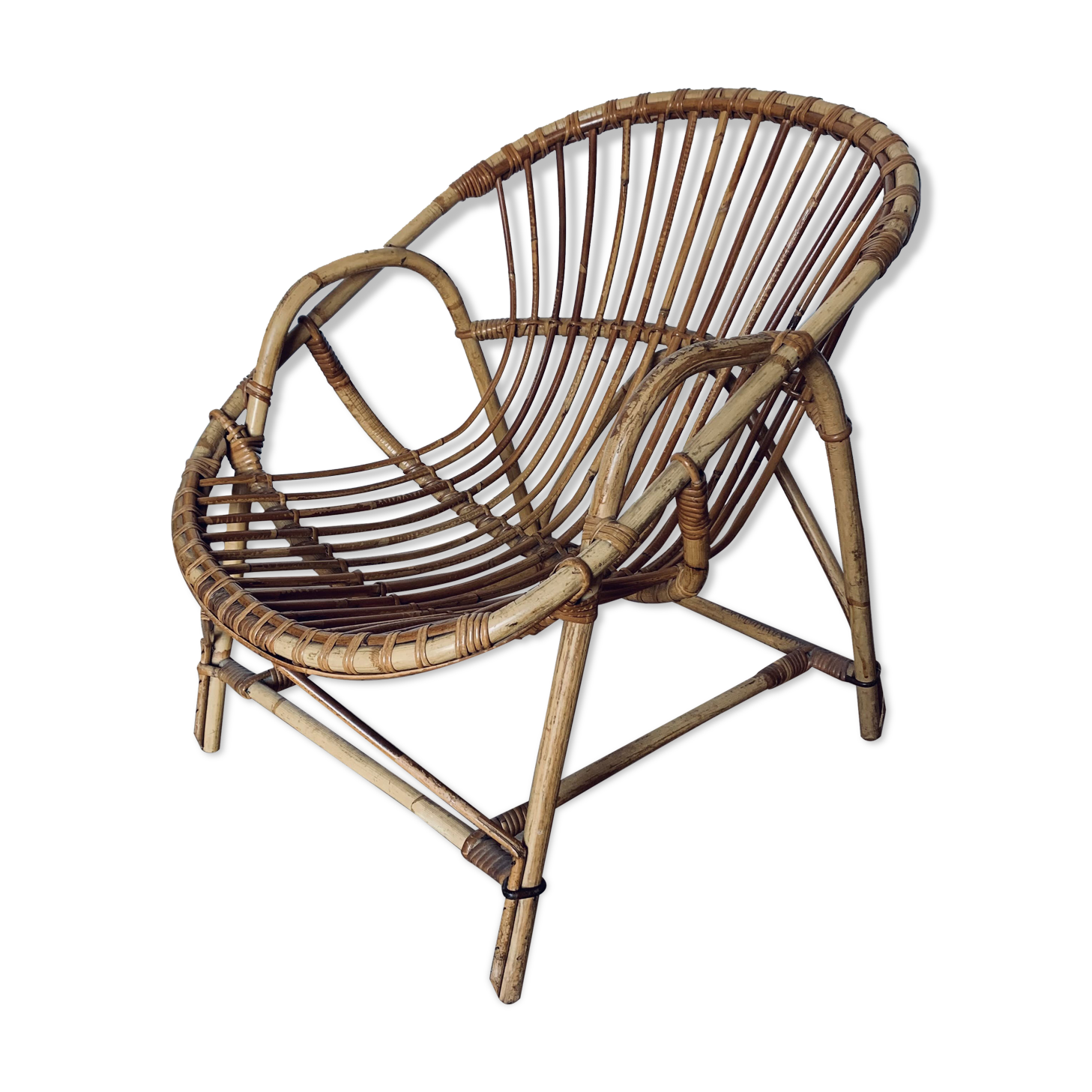 Rattan basket chair