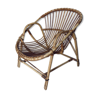 Rattan basket chair