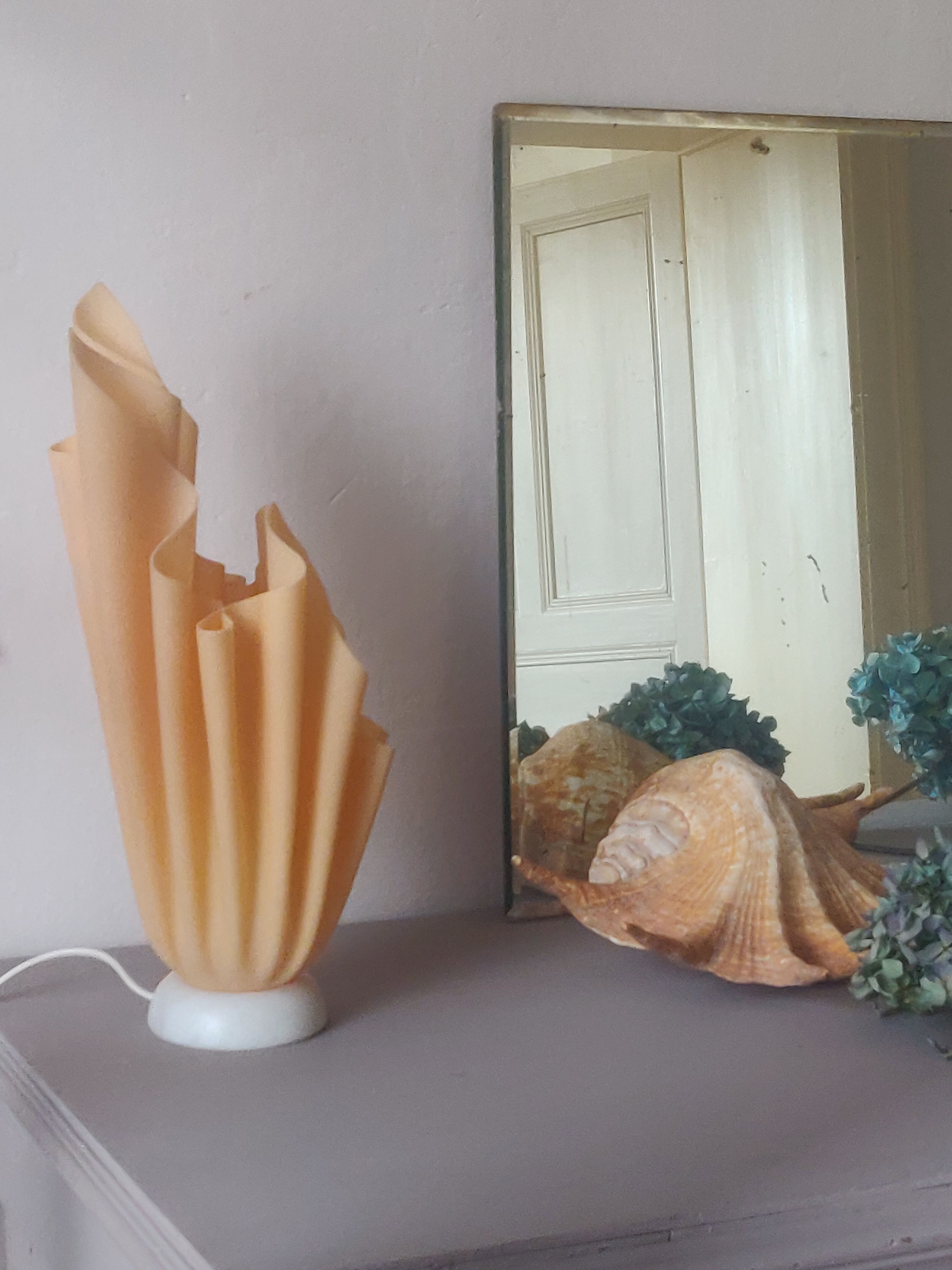 Corolla lamp by Georgia Jacob