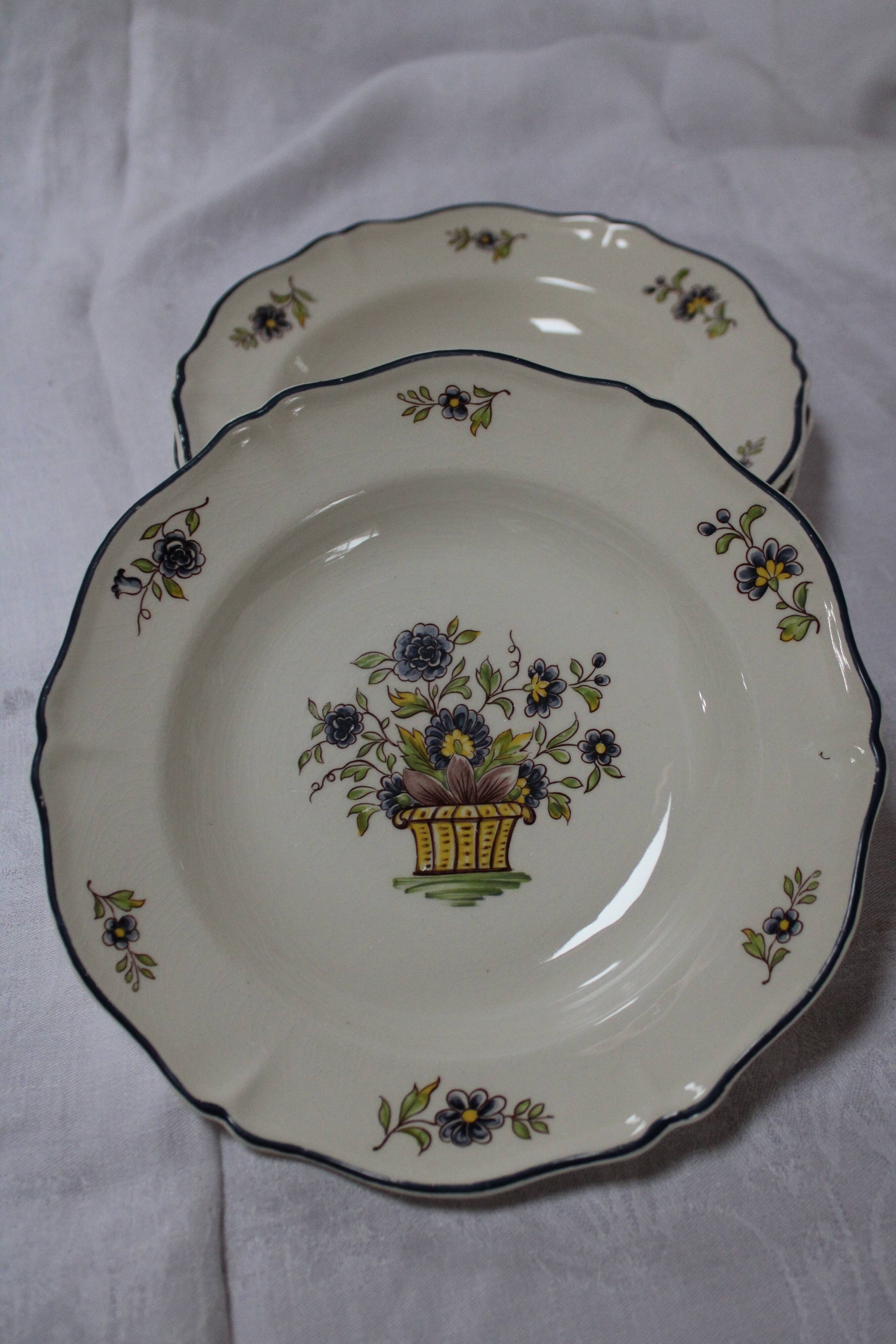 6 Saint-Amand Old Delft Hollow Plates