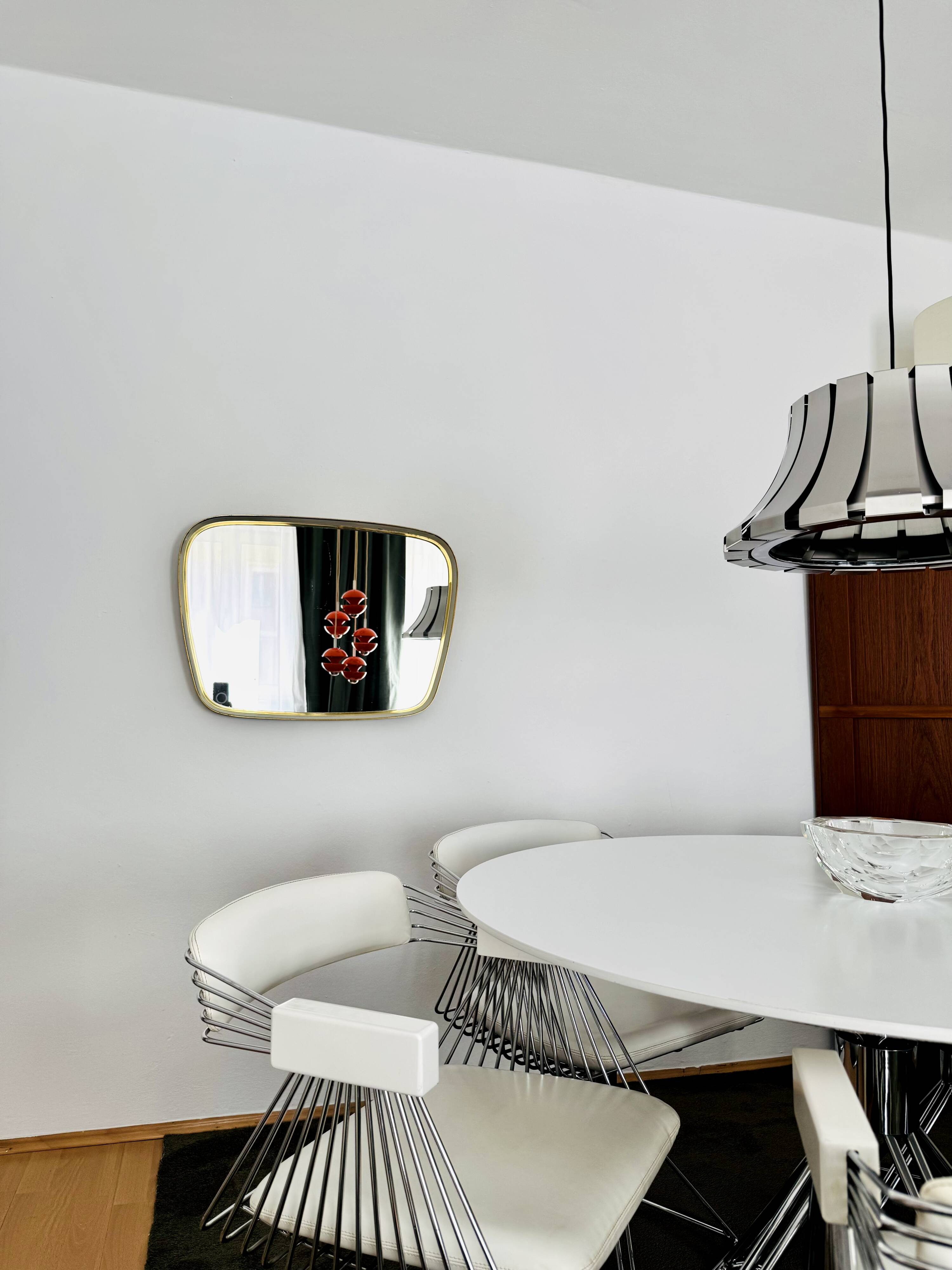 Brass Wall Mirror by Vereinigte Werkstätten München