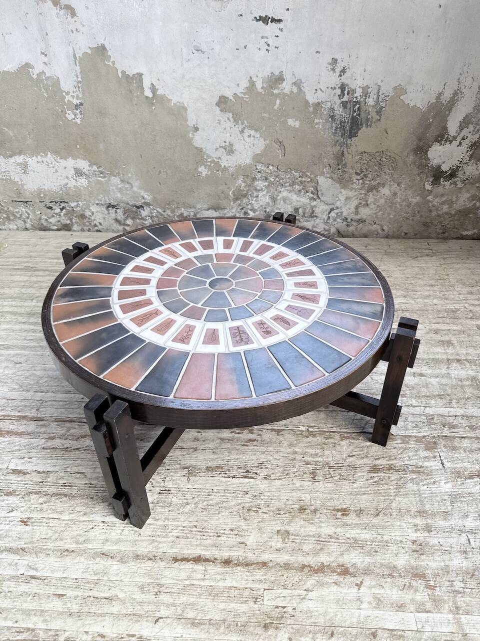 Round coffee table Roger Capron herbarium terracotta