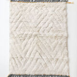 Moroccan Berber carpet blessed ouarain ecru with engraved diamonds 140x102cm