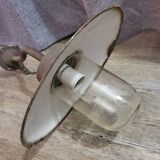 Industrial wall lamp