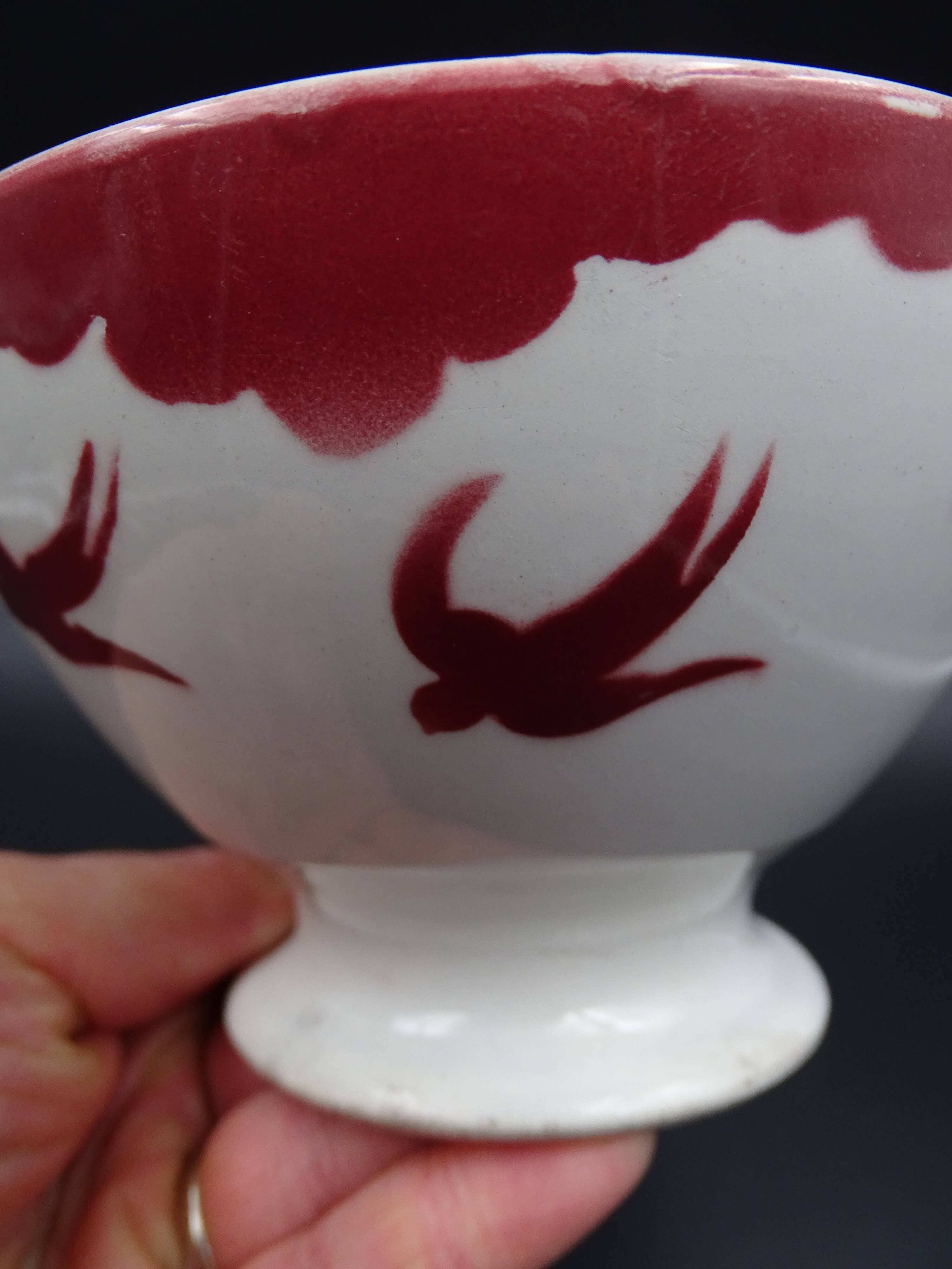Saarland Digoin's Faience Bowl - Red Swallow Decoration - 1940