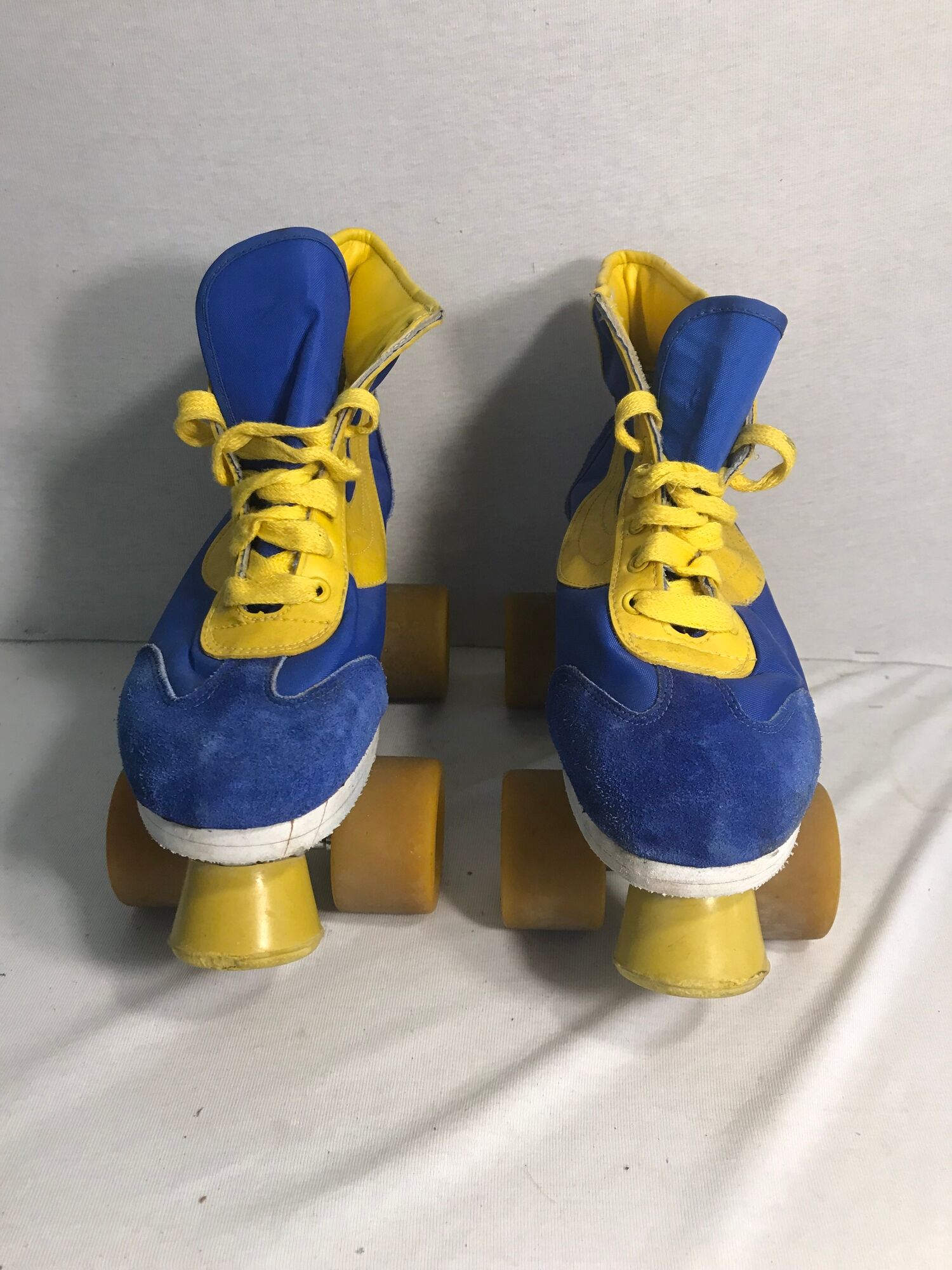 Ancienne paire de patins à roulettes bleu & jaune taille 41