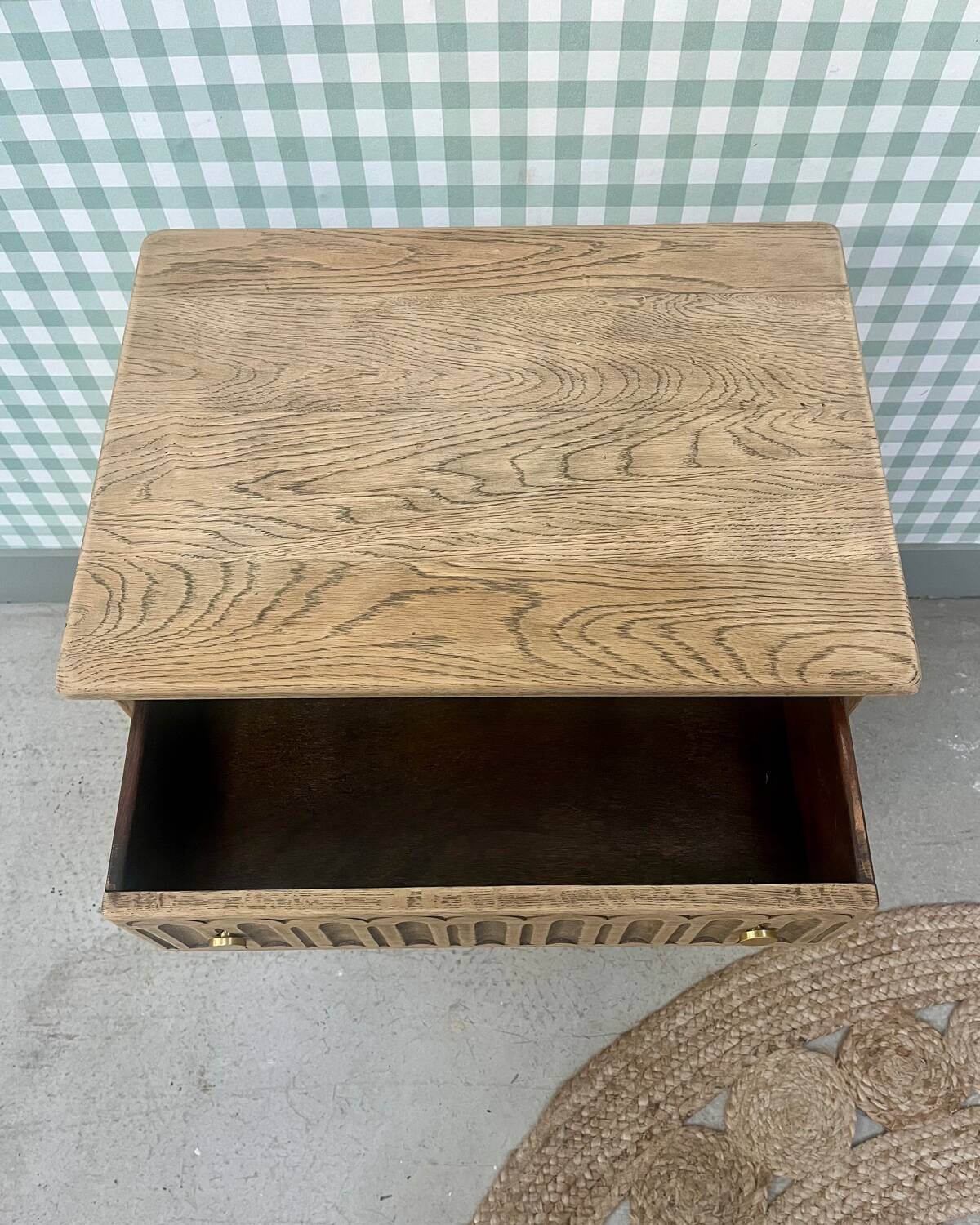 Oak bedside table (refurbished)