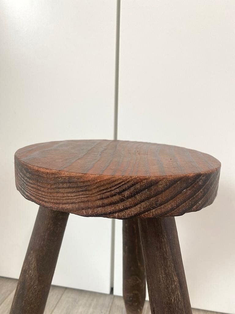 Tripod stool