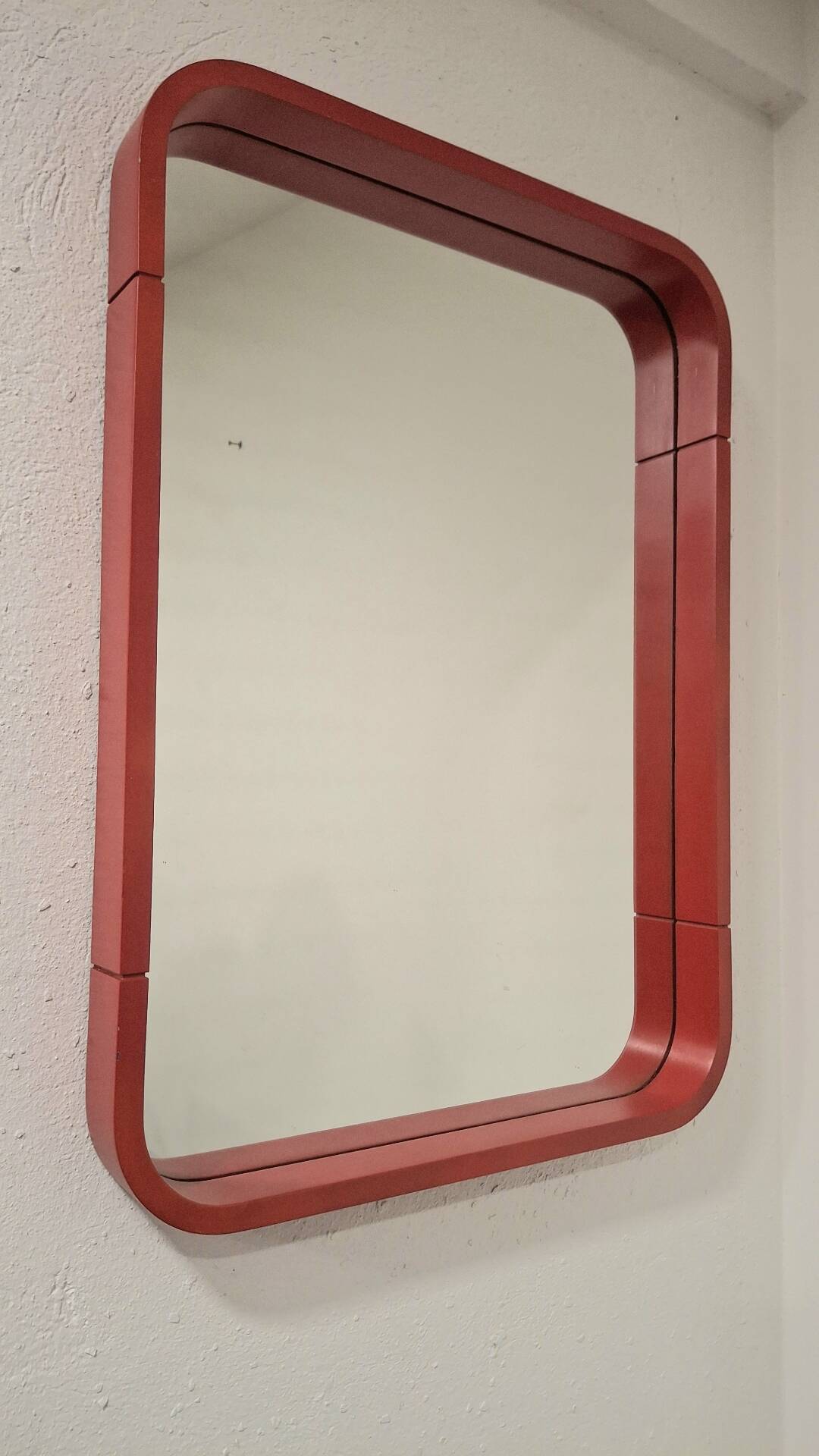 80s Pop Art Red Rounded Frame Mirror