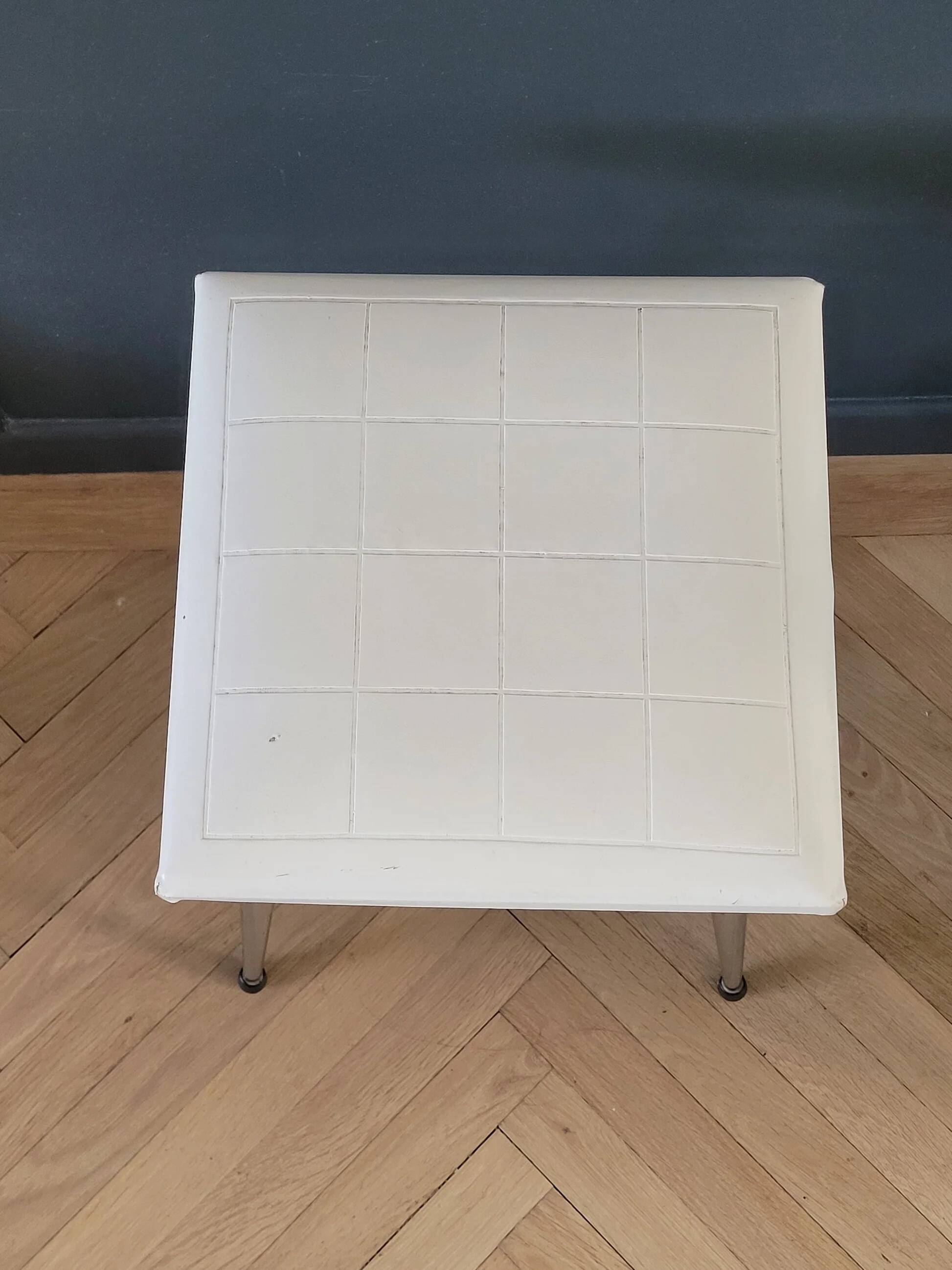 Tabouret vintage en skaï et chrome