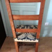Series of 6 Louis XIII style chairs, in walnut