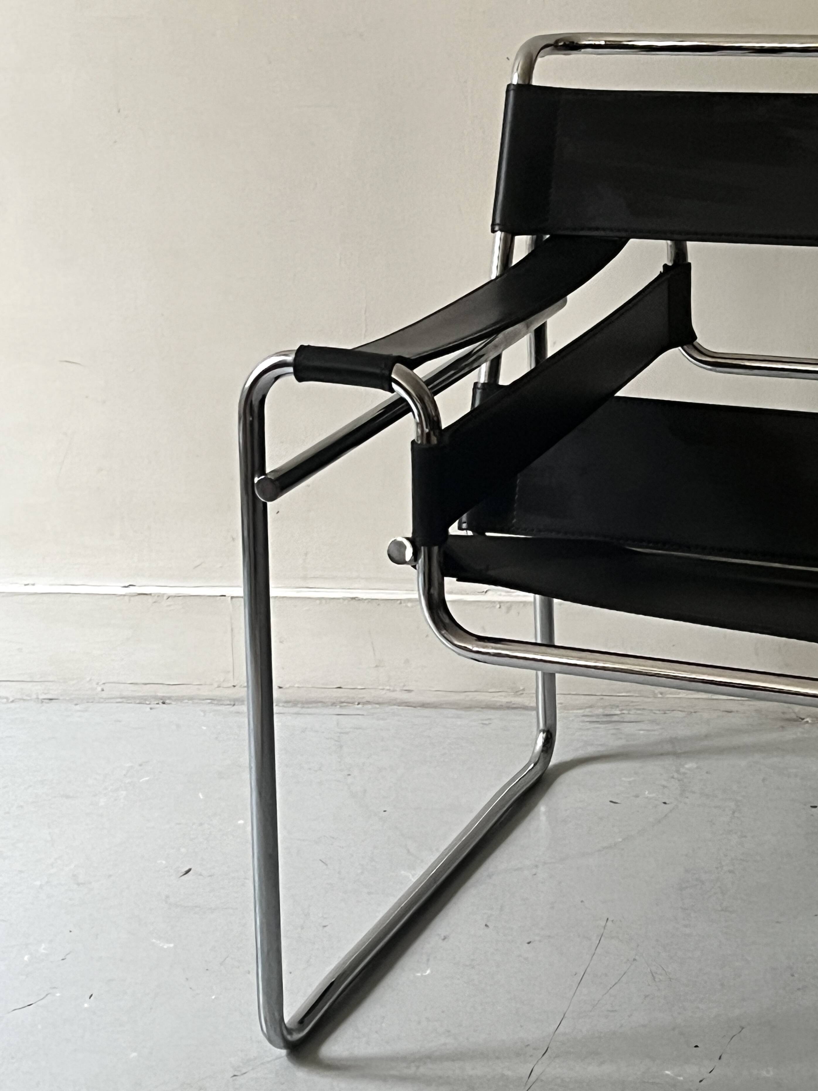 Wassily tubular armchair in chrome & black leather, designed by Marcel Breuer in 1970.