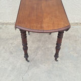 Round table with shutters with extension