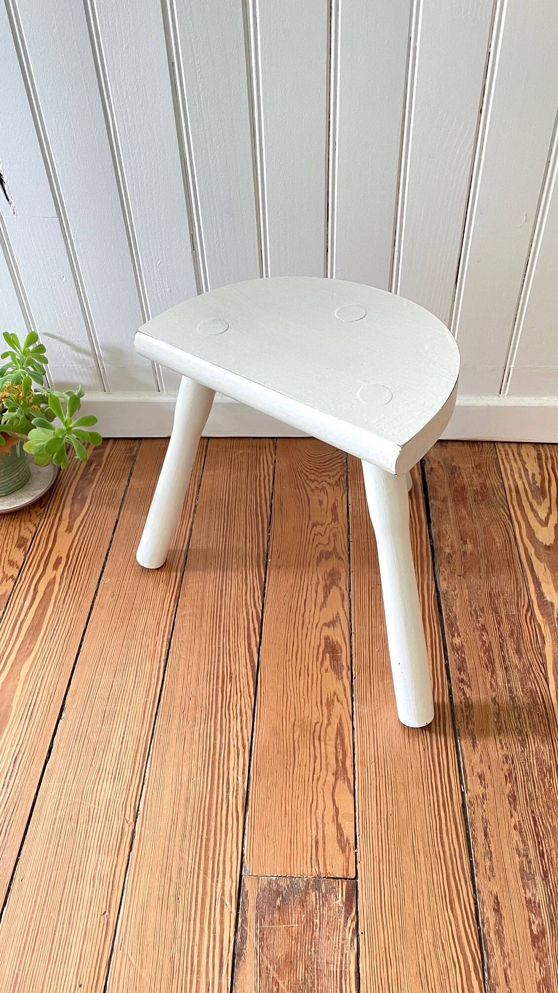Vintage tripod stool