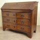 Commode scriban Piémontaise galbée en marqueterie