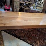 Farm table