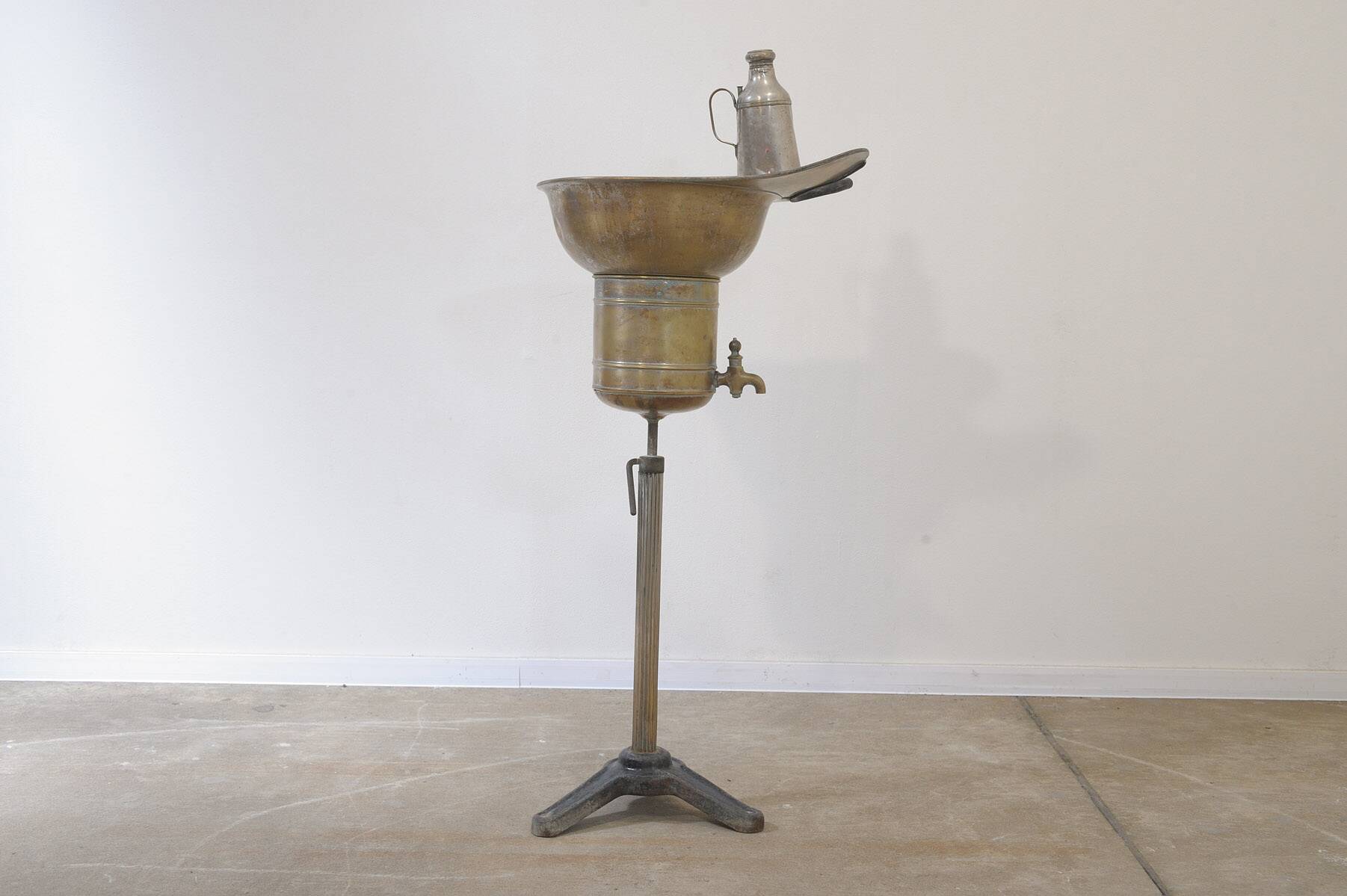 Lavabo de coiffeur du début du XXe siècle, Autriche Hongrie