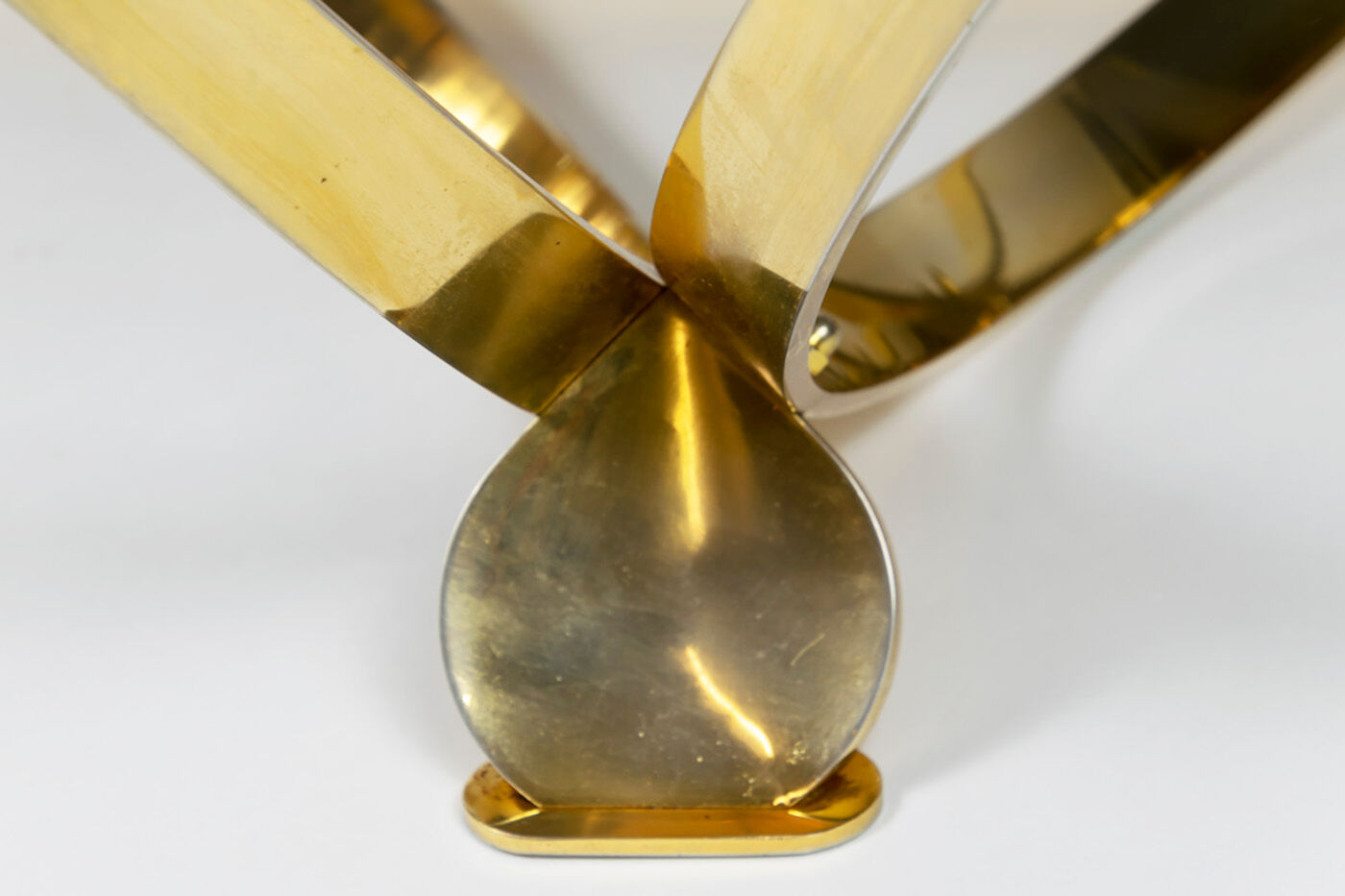 Ronald Schmitt diamond designer glass coffee table brass par Knut Hesterberg