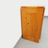 Charlotte Perriand selection Les Arcs vintage pine storage unit from the 60s and 70s
