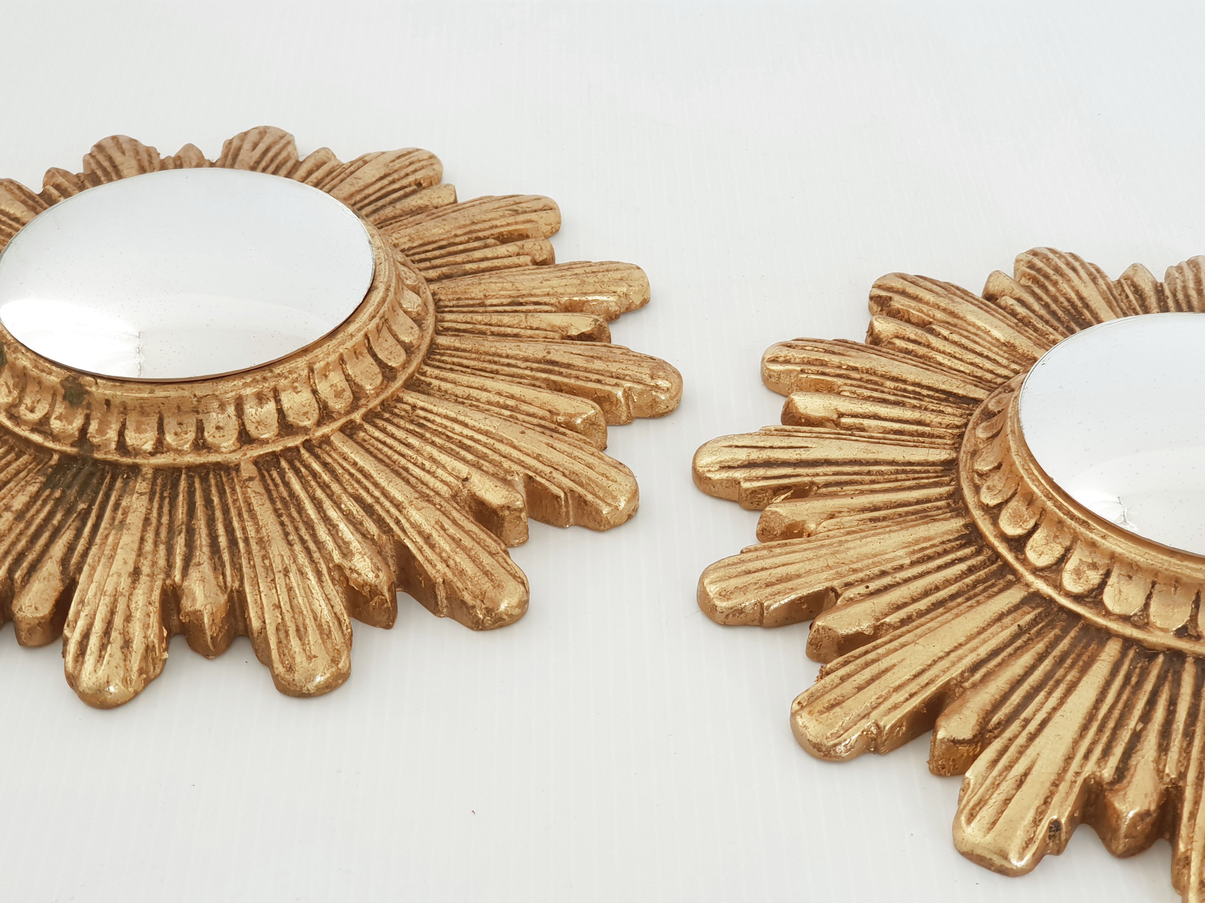 Pair of vintage witch mirrors in resin 25cm
