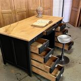 Old American style office in solid oak