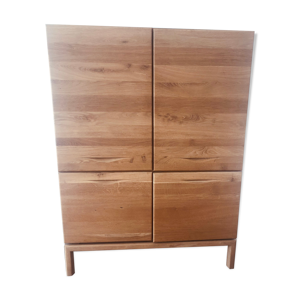 armoire  en chêne massif