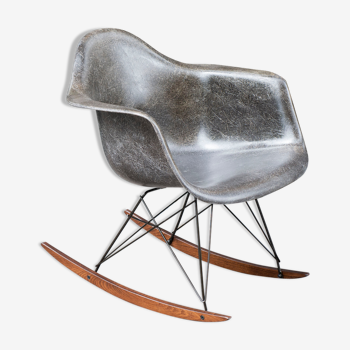 Rocking chair de Charles & Ray Eames pour Herman Miller