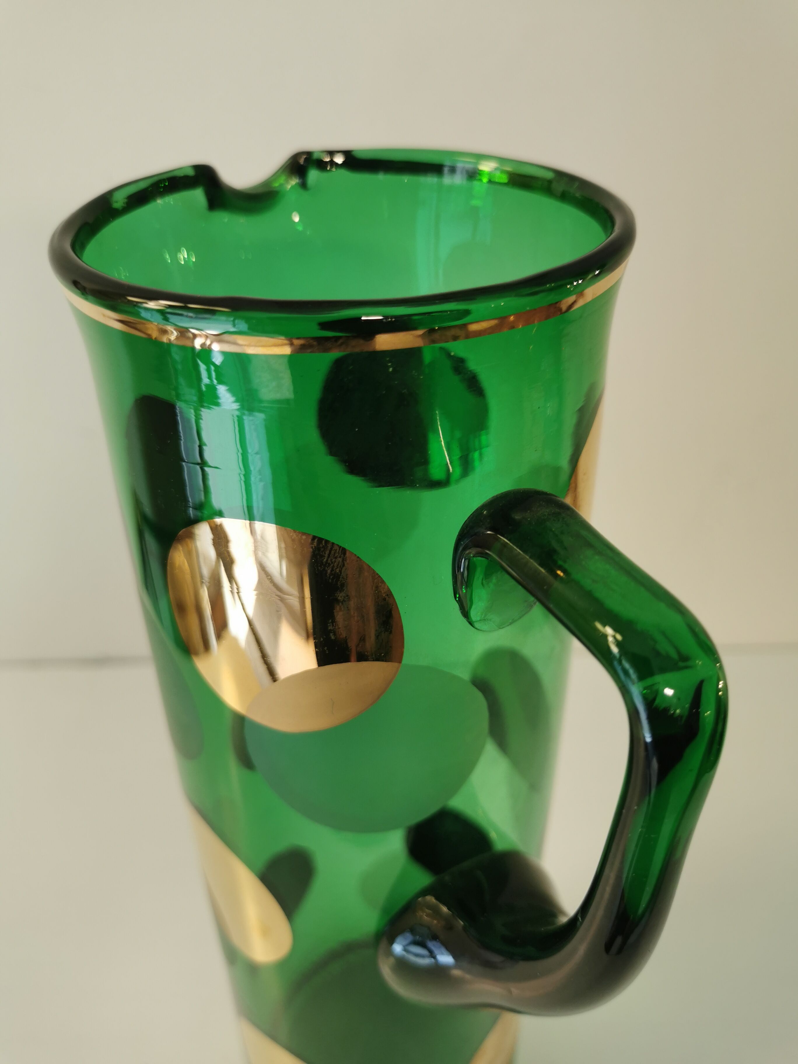Glass orangeade service from the 1970s