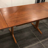 Scandinavian teak extendable table in the 1970s