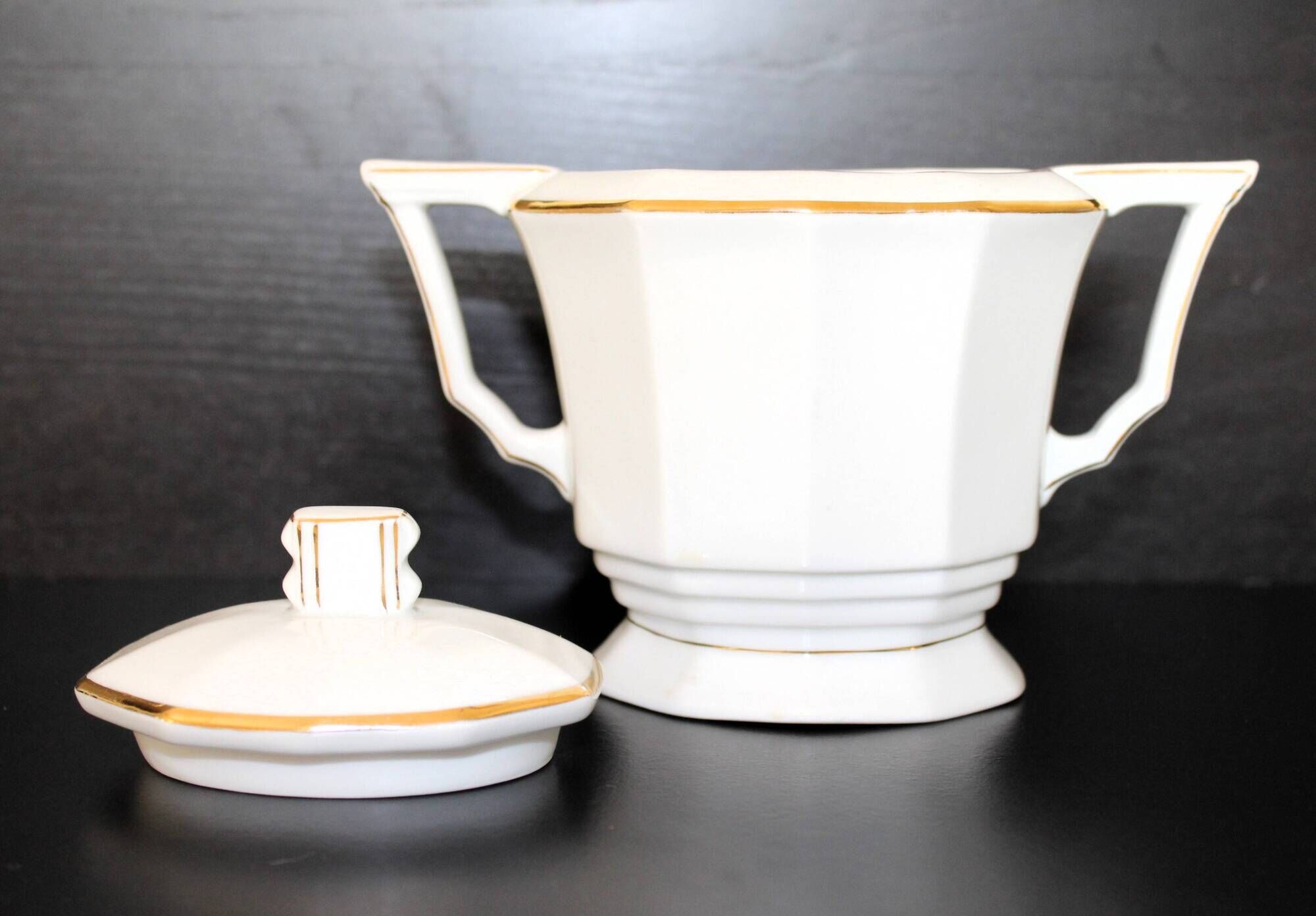 Art Deco ensemble of Czech coffee pot and sugar bowl.