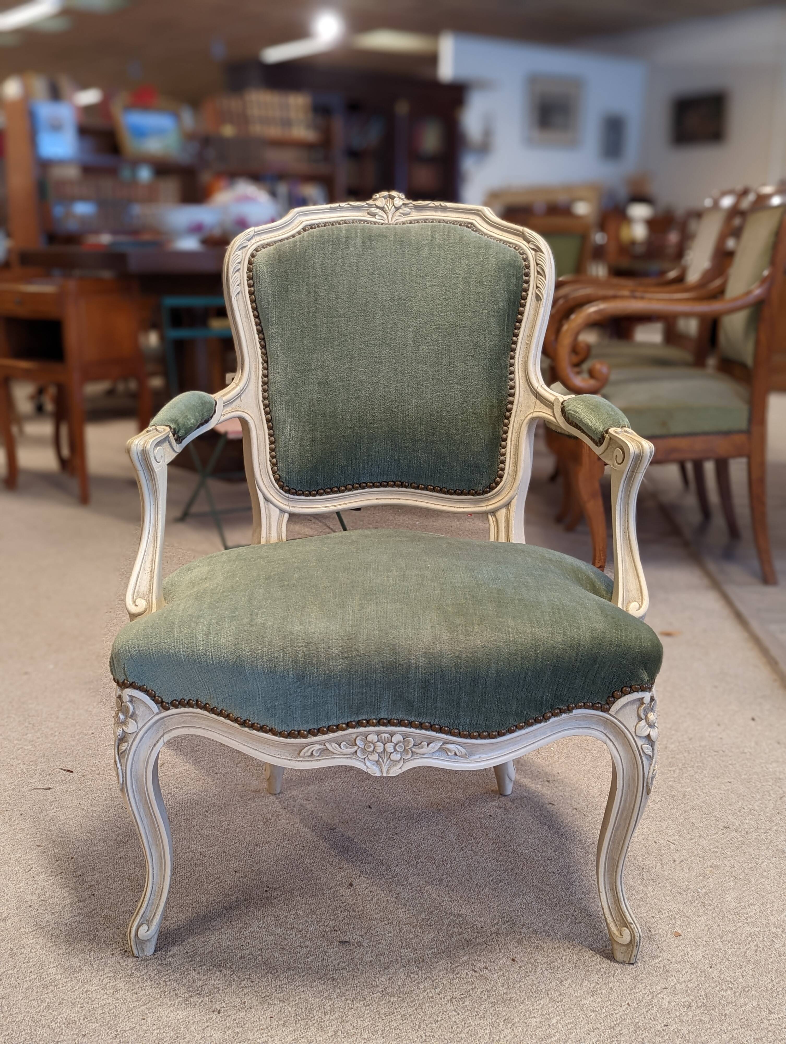 Paire de fauteuils Louis XV