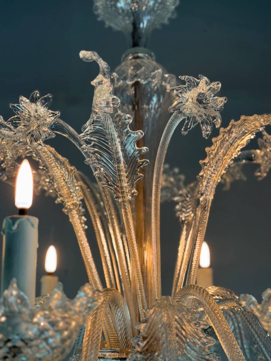Venetian chandelier in colorless Murano glass with 6 light arms circa 1940
