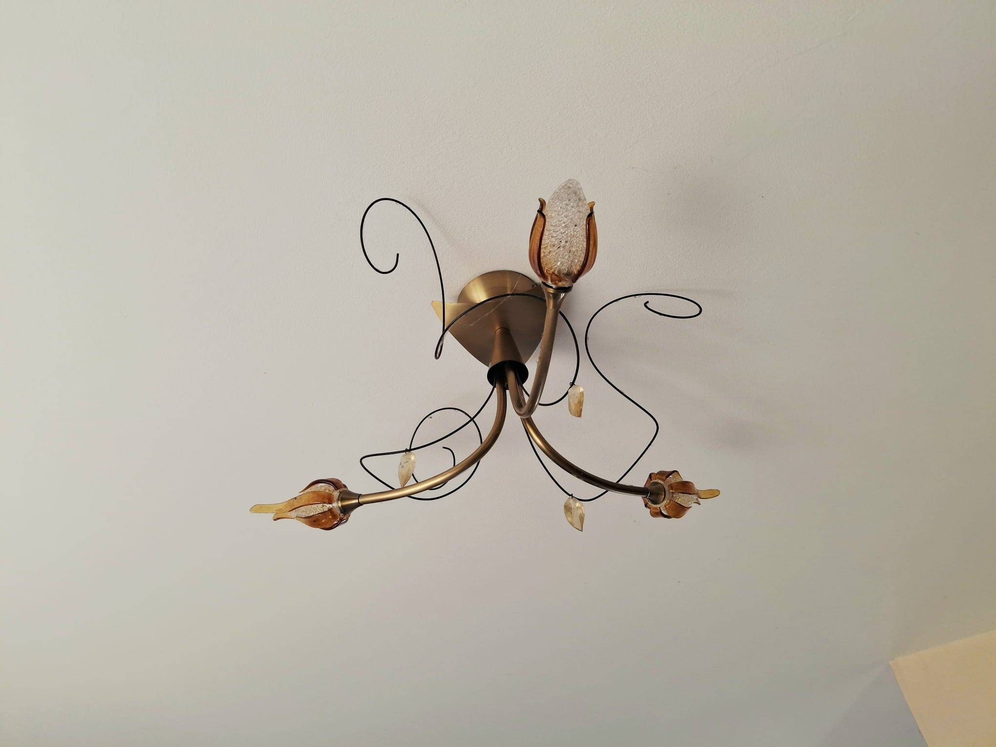 Chandelier from the CVL manufacture.