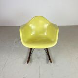 Rocking chair RAR de Charles & Ray Eames pour Herman Miller 1950