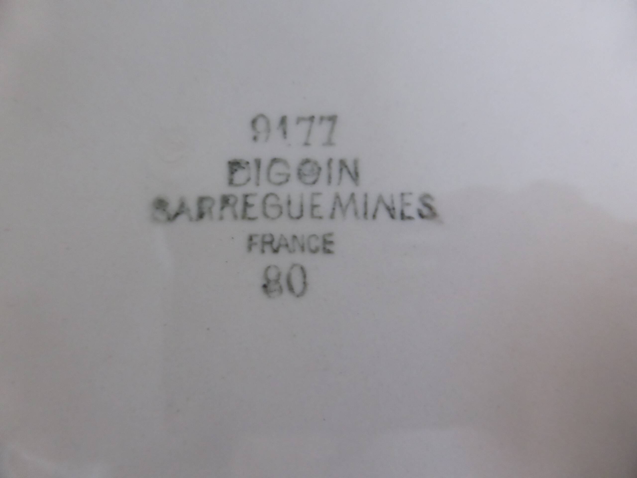 Round plate Digoin Sarreguemines 200238