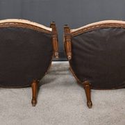 Paire de fauteuils en hêtre, style Louis XVI – début XXe