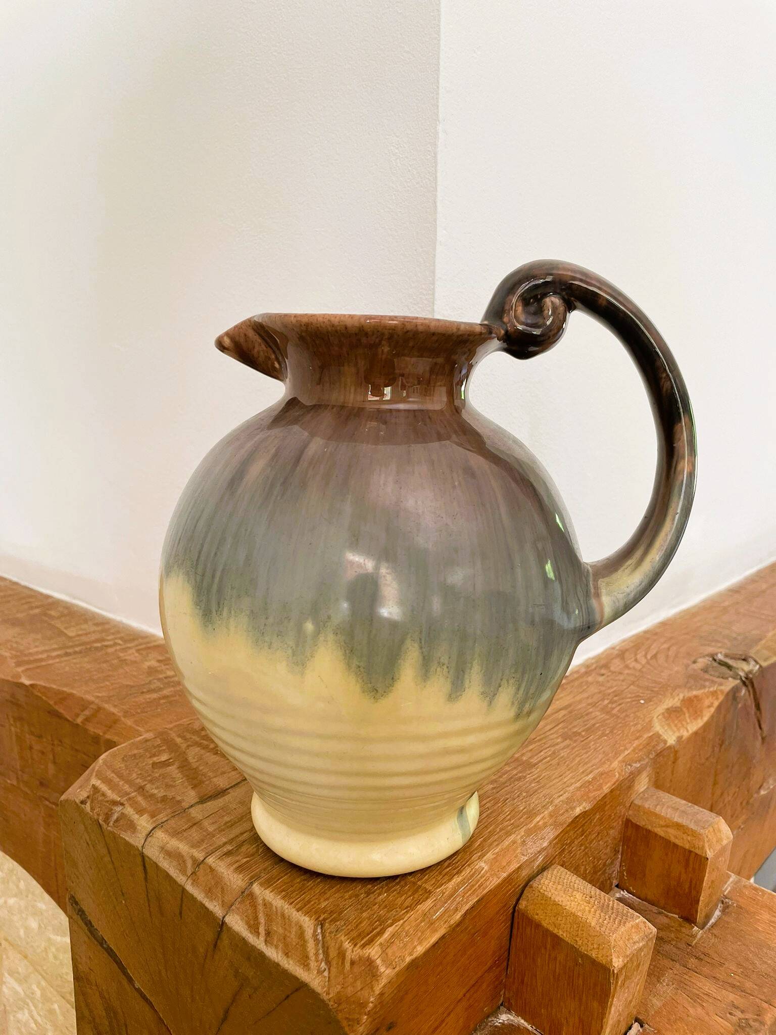 Ceramic pitcher / carafe