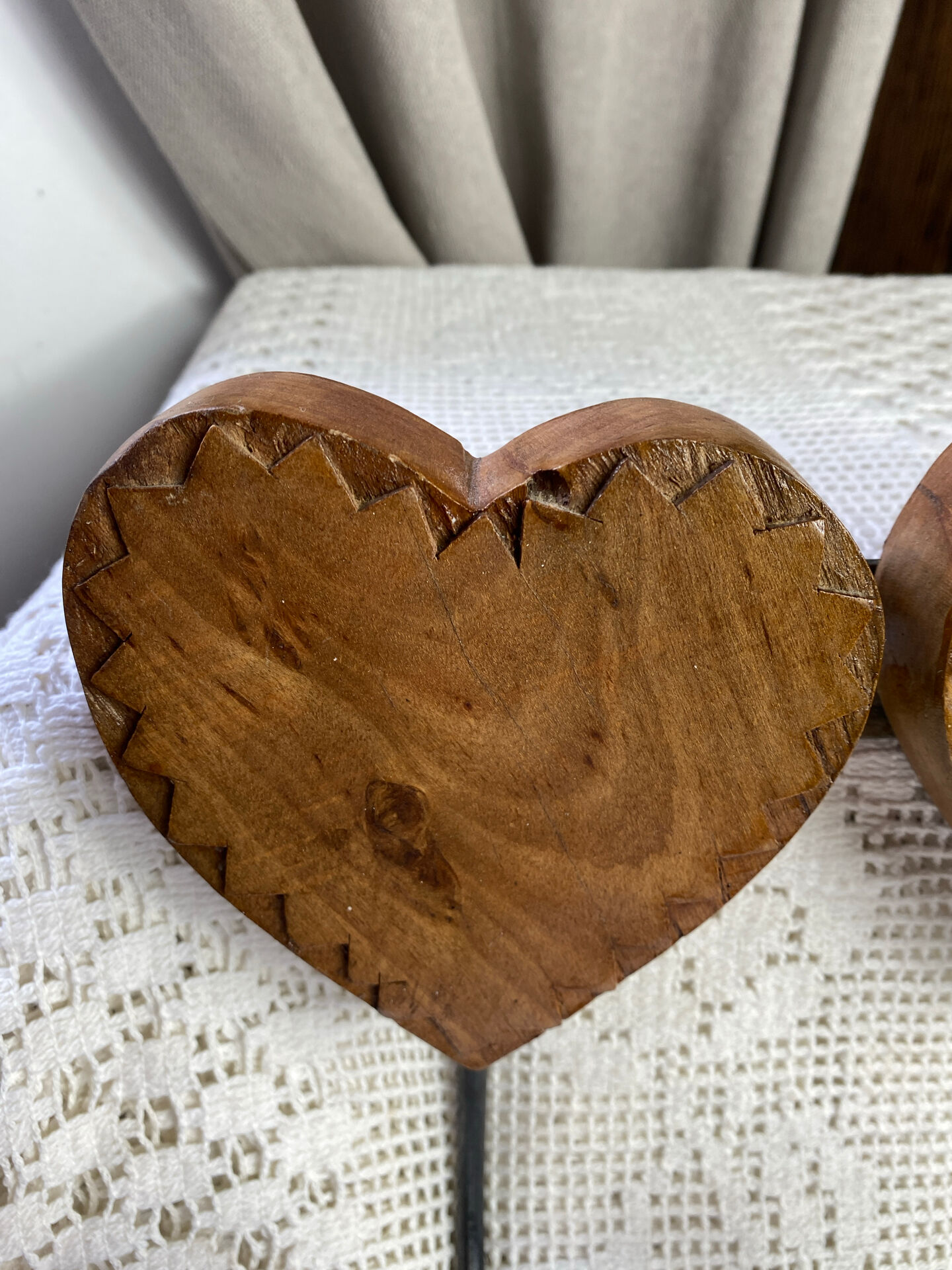 Wall-mounted coat rack, wooden hearts