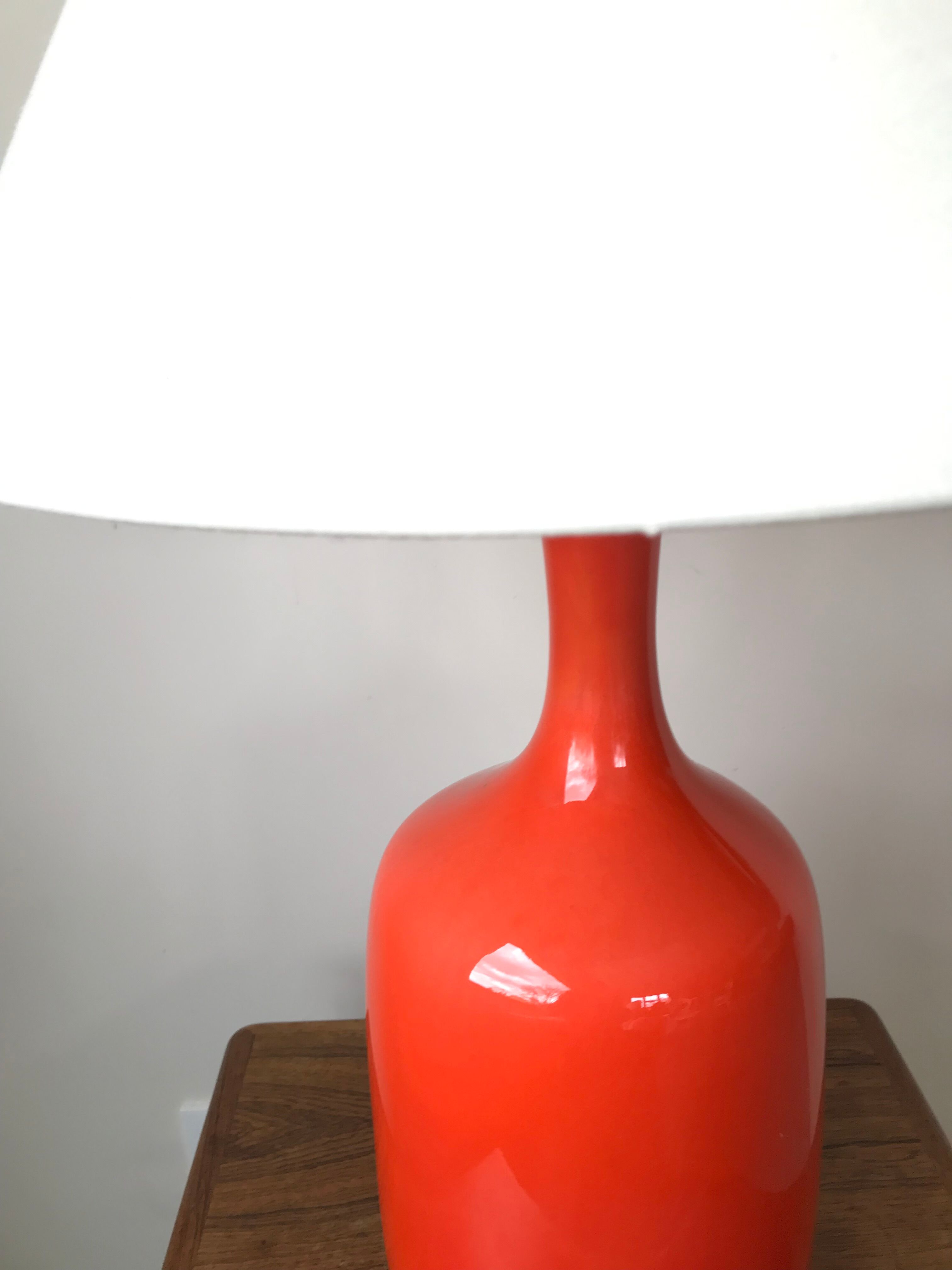 Lampe en céramique orange