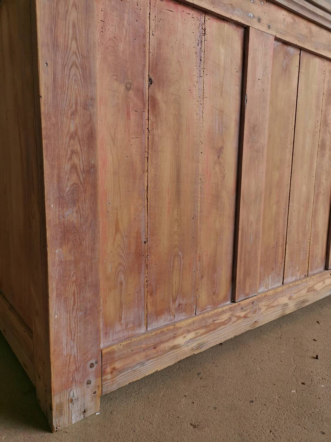 Kitchen Counter / Island