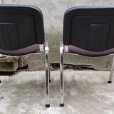 Waiting room or meeting chair
