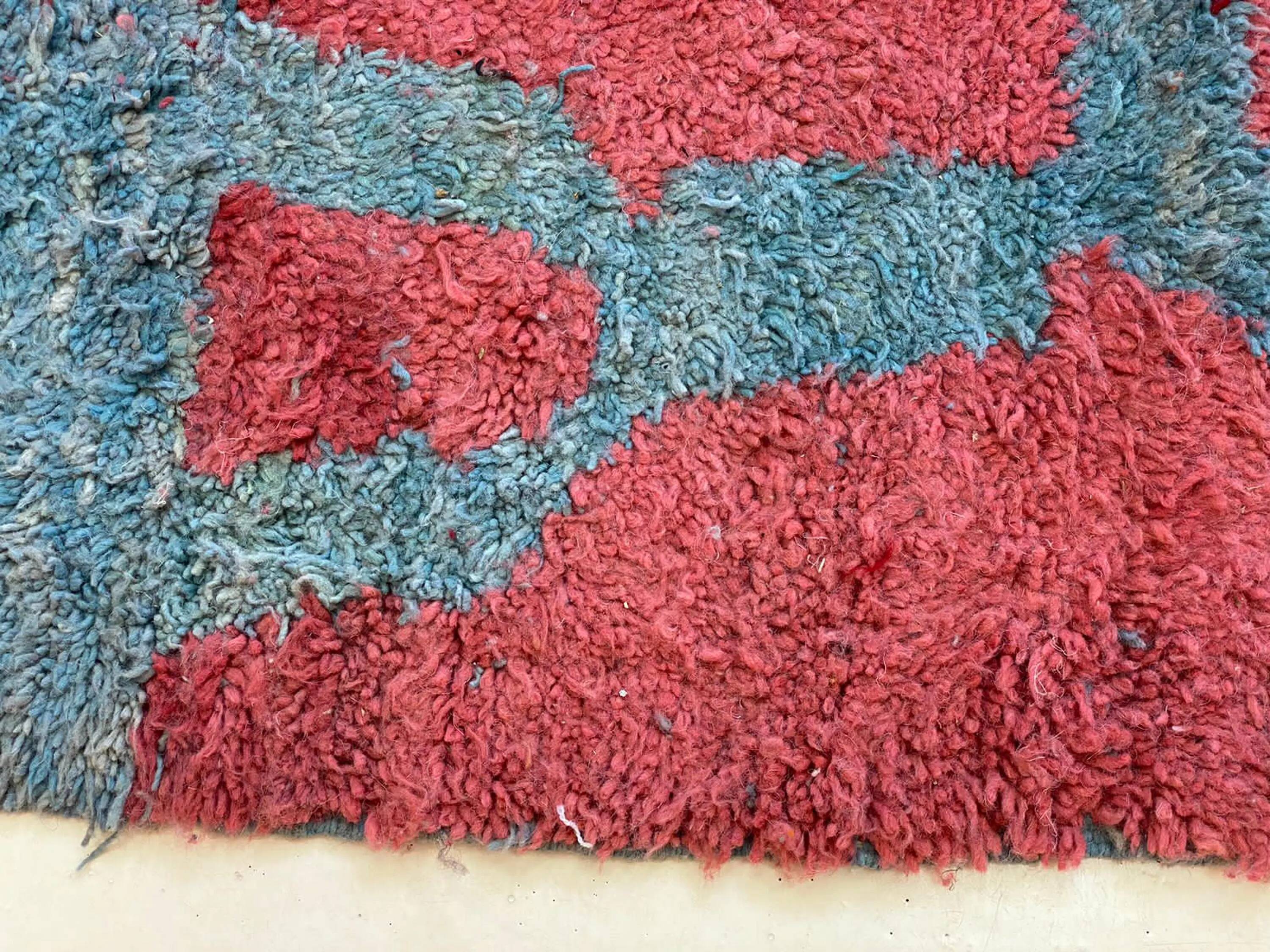 Traditional handmade carpet 250cm x 150cm Moroccan