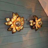 Pair of floral wall sconces in brass, Maison Jansen, 1970