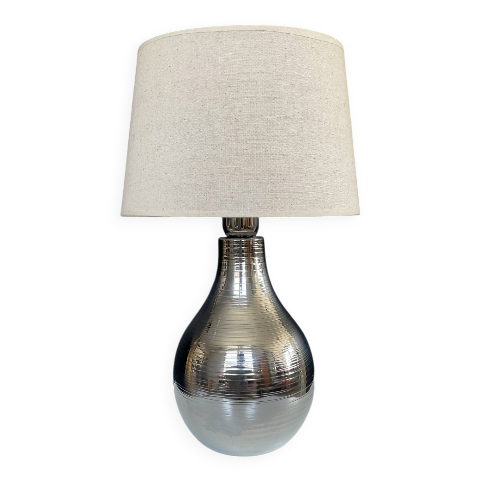 Lampe design en métal chromé
