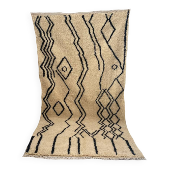 Handmade Moroccan Berber rug 278 x 145 CM