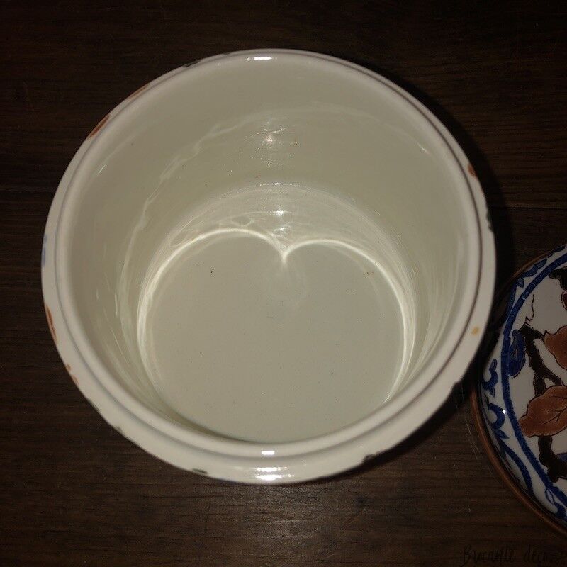 Old box, snuffbox Gien, Peony decoration